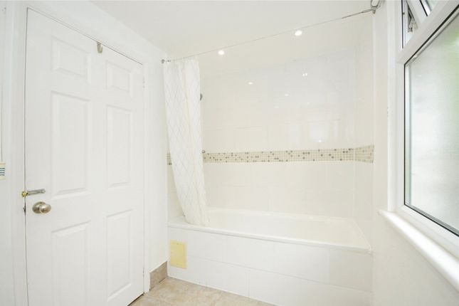 Flat for sale in Mosslea Road, London