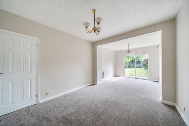 1, Carmelite Road, Middlesex photo 3