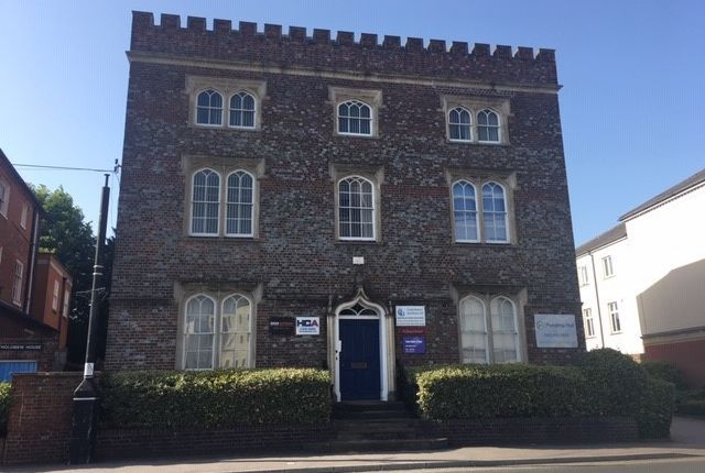 Office to let in Suite 8 St Mary's House, 40 London Road, Newbury, Berkshire