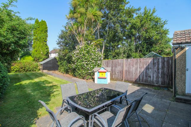 6, Lendorber Avenue, Portsmouth photo 2