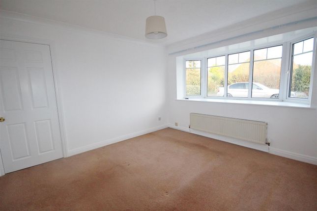 Manor Drive, North Yorkshire photo 5