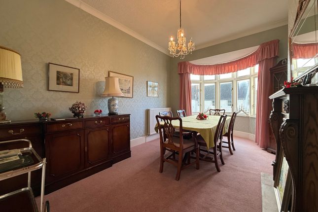 2, Sutton Gardens, Tenby photo 4
