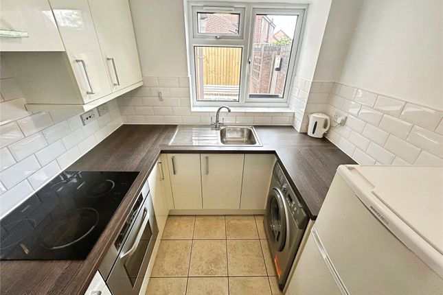 17, Coombe Court, Coombe Park photo 5