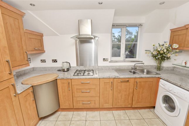 Apartment 12, Hollybrook, 114, Station Road, Ferndown photo 3