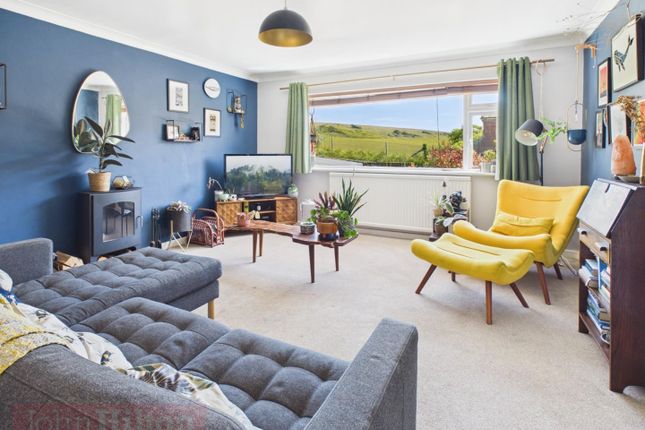 3, Beacon Hill, Brighton photo 2