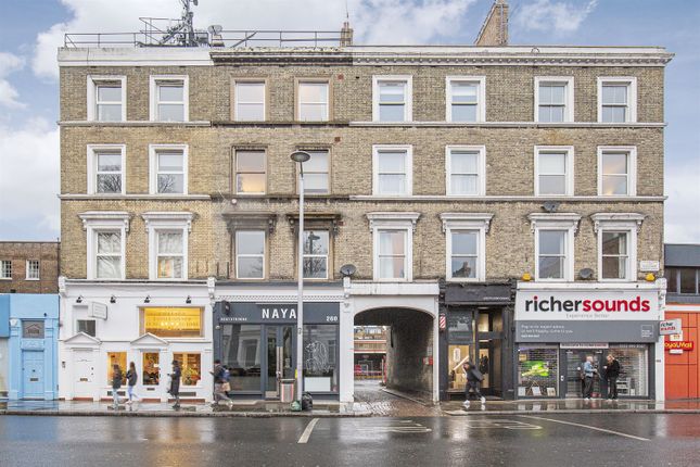 Flat to rent in Barker Street, London
