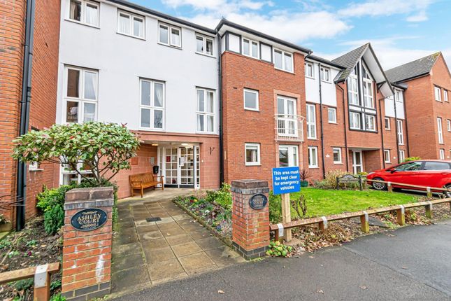 1-bed flat on Flat 43, Ashley Court Chapelfields, Frodsham, £112,000