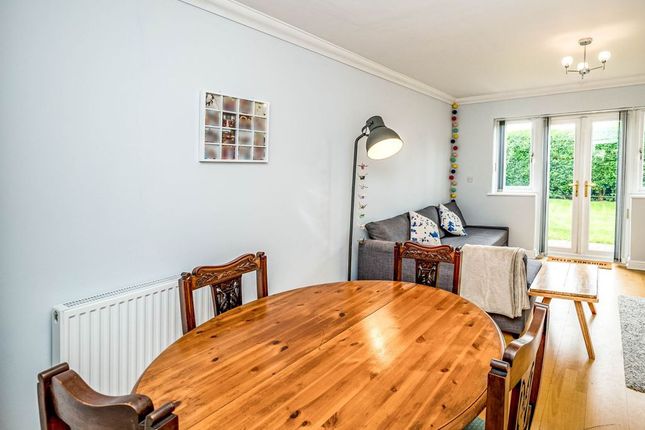 14 Greendale Mews, St. Pauls Avenue, SLOUGH photo 3
