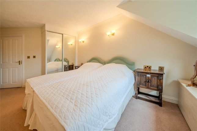Flat 36,, The Highlands, West Yorkshire photo 4