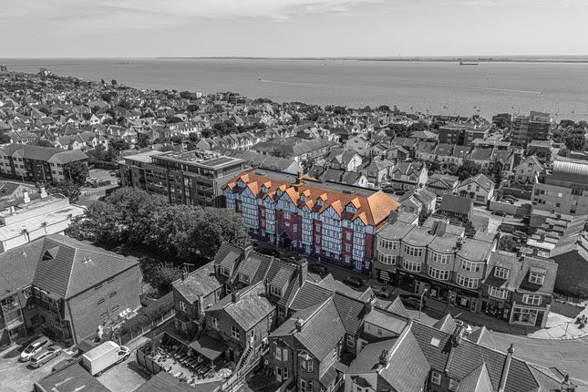 Flat FLAT 34, SOUTHSIDE, 260 - 280, Leigh Road, Leigh-on-sea photo 3