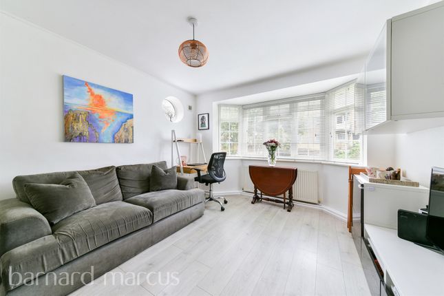 Thumbnail Flat for sale in Mulgrave Road, Sutton