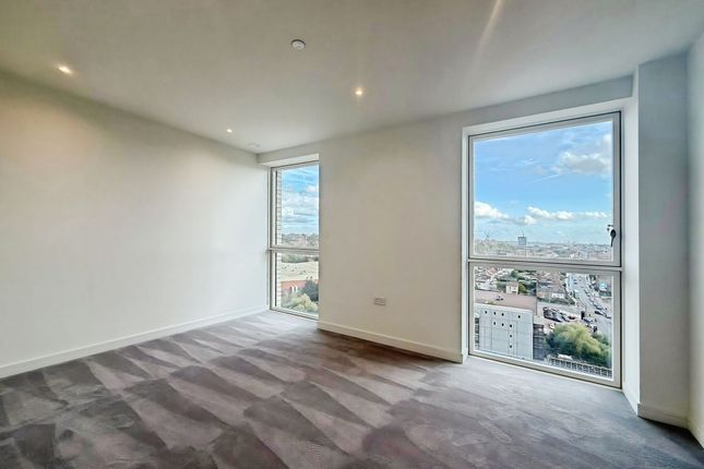 Flat 65, Lindley House, London photo 3