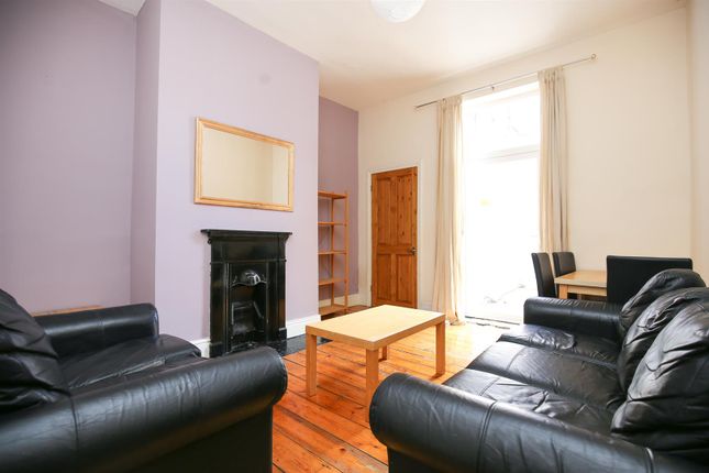 Flat to rent in Whitefield Terrace, Newcastle Upon Tyne