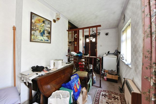 118, Bolton Road, Bolton photo 4
