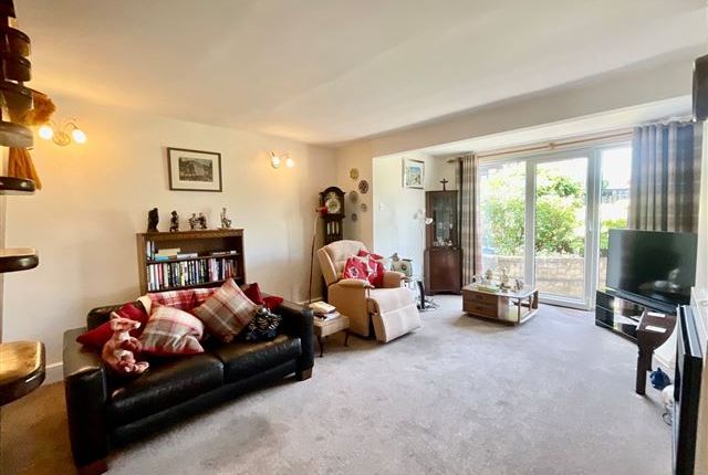 11, Melbourne Avenue Aston, Sheffield photo 4