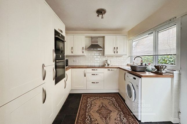 18, Norman Way, Ryde photo 2