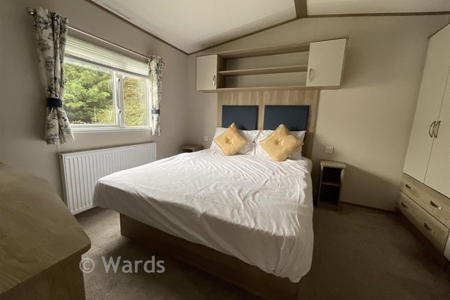 2-bed caravan on Laburnham Grove, Shottendane Road, Birchington, £40,000