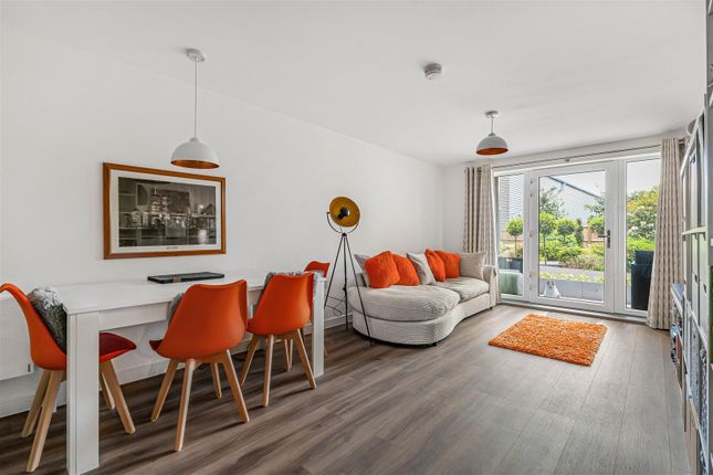 2 Audrey House, Clivemont Road, Maidenhead photo 2