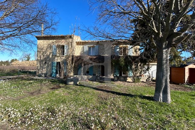 Farmhouse for sale in Carpentras, Provence-Alpes-Cote D'azur, 84, France
