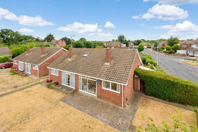 2 bed bungalow for sale in Milsom Close, Shinfield, Reading, Berkshire RG2