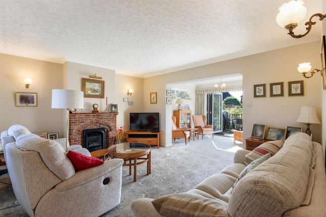 9, Knowsley Way, Hildenborough photo 3