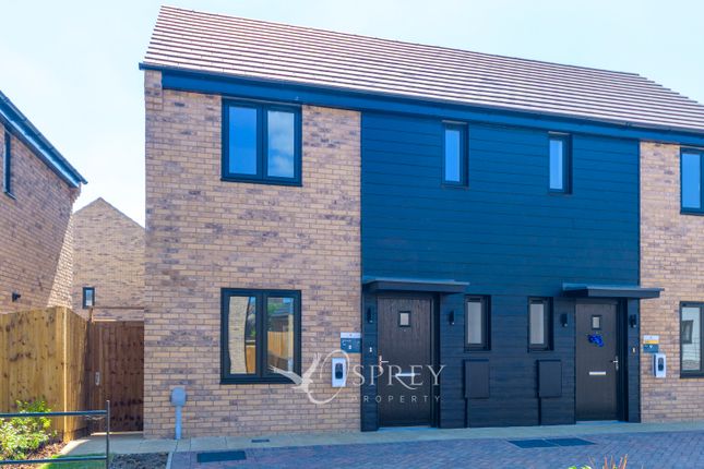 Studio house on Oundle Walk,, Off St Christophers Drive, Northamptonshire, PE8, £290,000