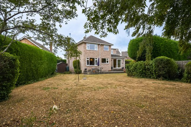 5 Holyrood Close, Oakham photo 3