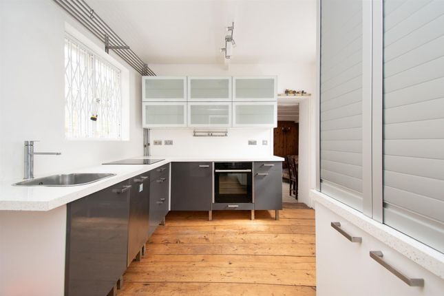 Hill Cottage, 9, Exmouth Place, Hastings photo 4