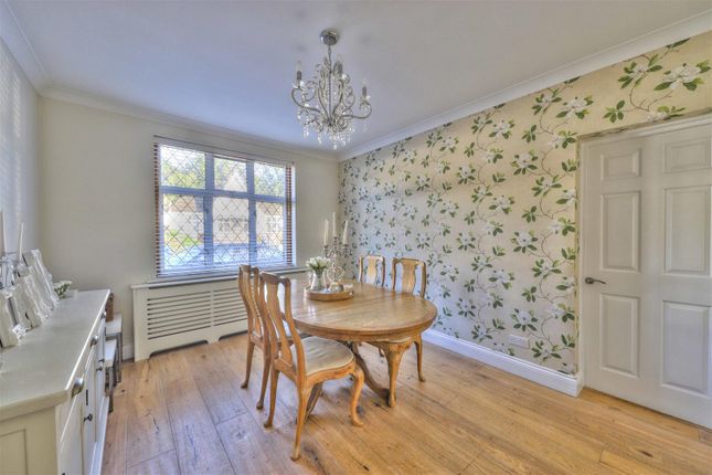 29, Keswick Gardens, Ruislip photo 4