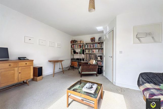 78, Friars Orchard, Gloucester photo 4