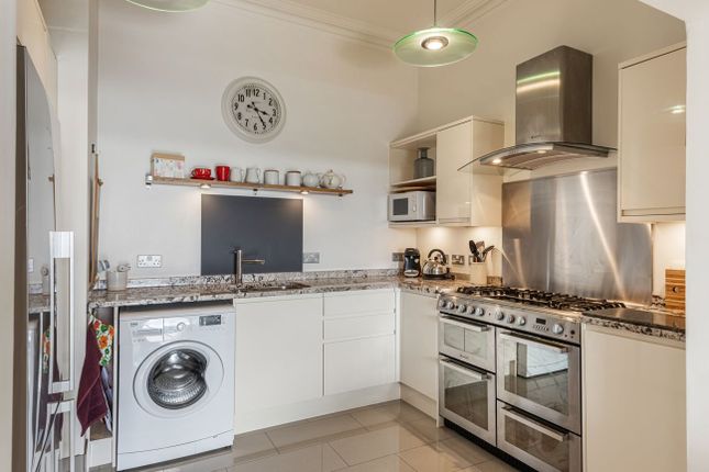 Flat for sale in Warren Road, Torquay, Devon