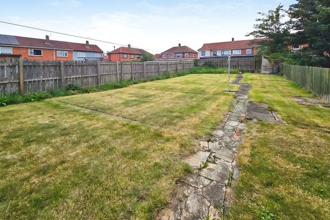 19, Poplar Grove, Bedlington photo 4