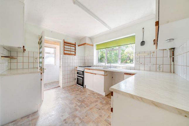 Tanglewood, 65, Oxted Green, Godalming photo 2