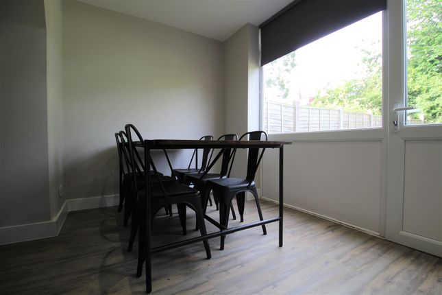 57, Becketts Park Crescent, Leeds photo 4
