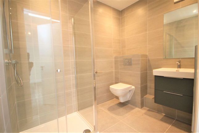 Flat 2, 89, Stanmore Hill, Stanmore photo 2