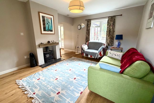 13, Smithy Close, Parwich photo 2