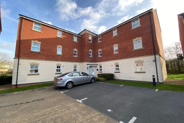 Flat for sale in Loughland Close, Blaby, Leicester