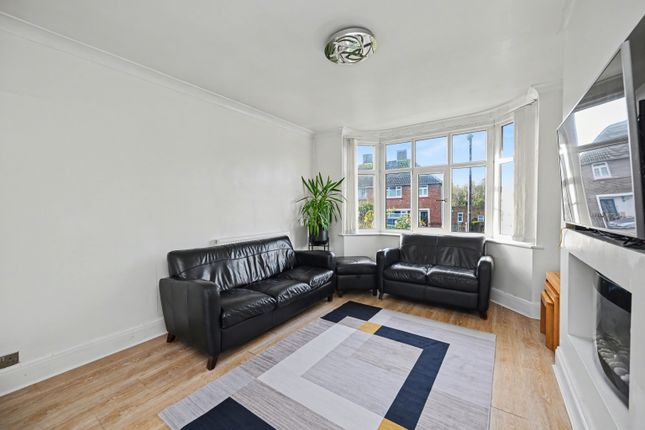 29, Lytham Road, Warwickshire, CV22 7PG photo 3