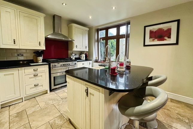 44, Burton Road, Swadlincote photo 3