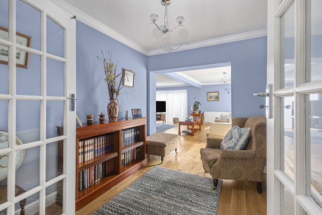 Wayside, Stapleford Road, Romford photo 4