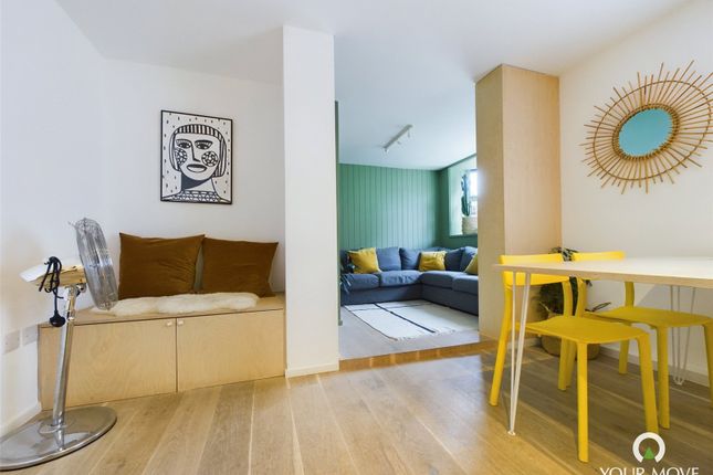 Flat 2, New Wave House,, King Street, Kent photo 5