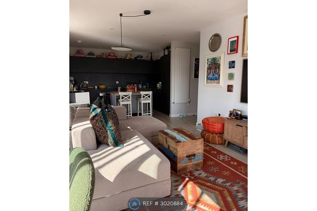 Fairleads House, Wickford Way, London photo 4