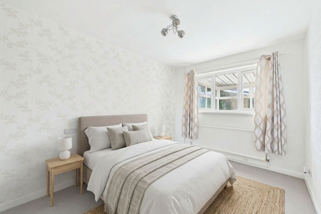 3 Littlemoor Lane, Alfreton photo 3