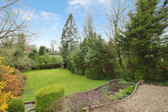 7, Lower Bank Road, Preston photo 4