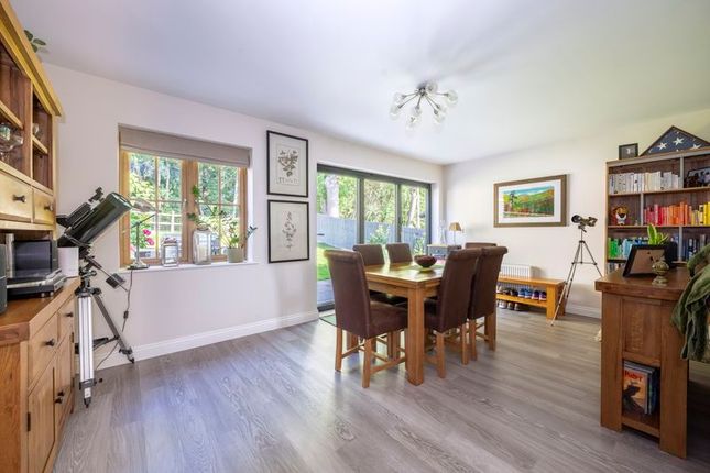 5, Fallow Drive, Heathfield photo 4