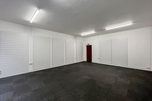 Unit, 16 The Market Place, Blackwood photo 3