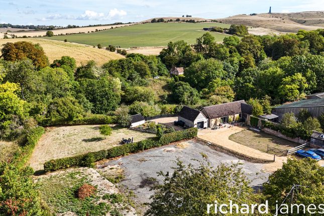 Apple Tree Stables, Calstone photo 4