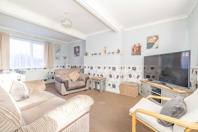 27, St. Martins Hill, Kent photo 3