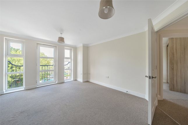 Flat 24, Rotary Lodge, 32, St. Botolphs Road, West Sussex photo 4