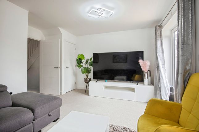 1, Binyon Gardens, Hitchin photo 4